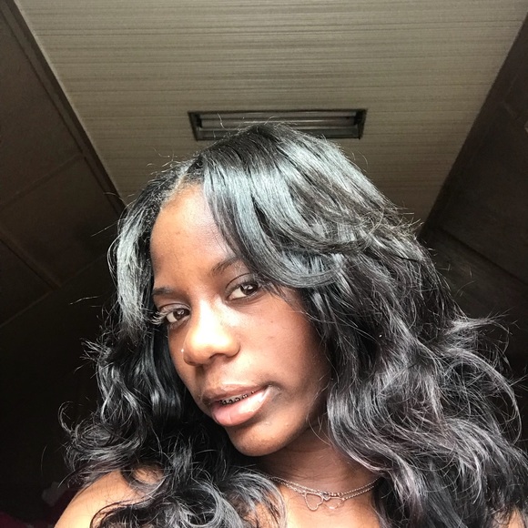 Meet your Posher, Amari - Picture 4 of 8